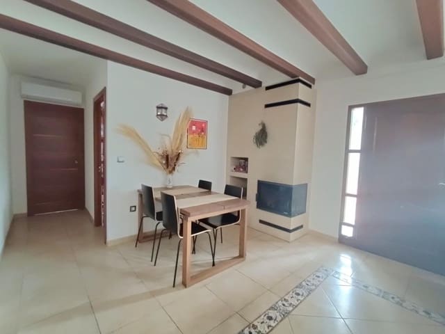 4 soveværelse Villa til salg i Gandia - € 379.000 (Ref: 9483457)