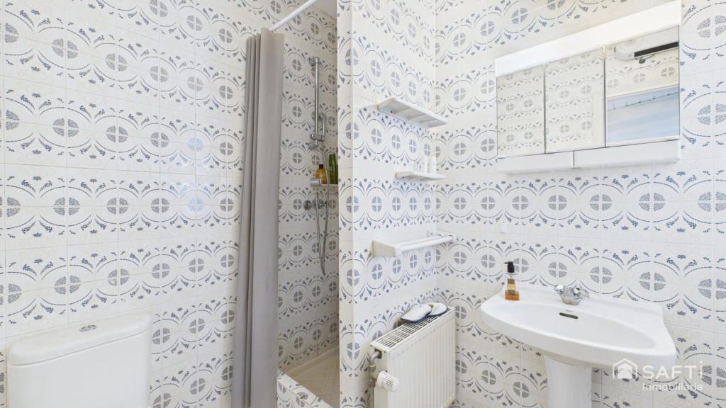 3 bedroom Villa for sale in Empuriabrava with pool garage - € 1,390,000 (Ref: 9485222)