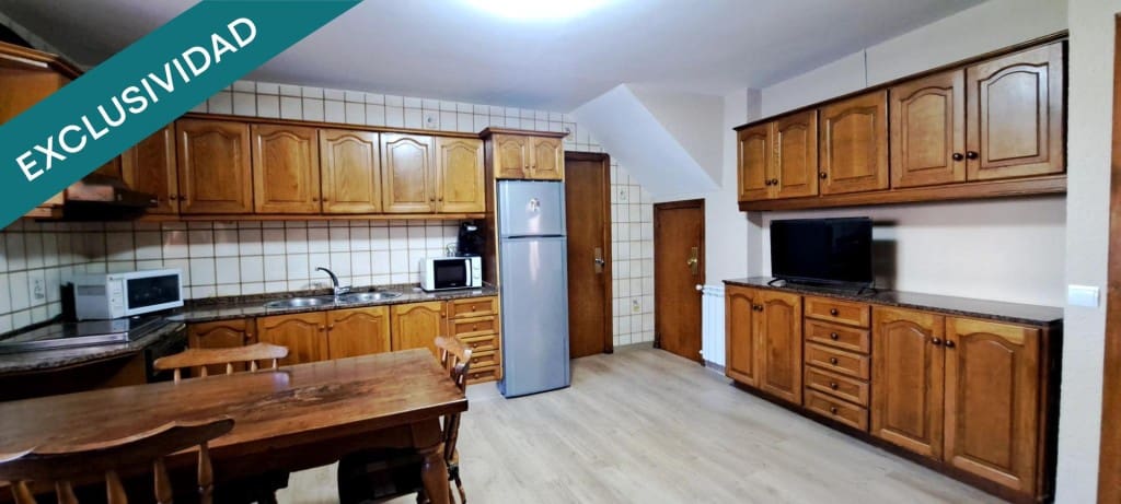 4 bedroom Villa for sale in Molinaseca - € 94,000 (Ref: 9485223)