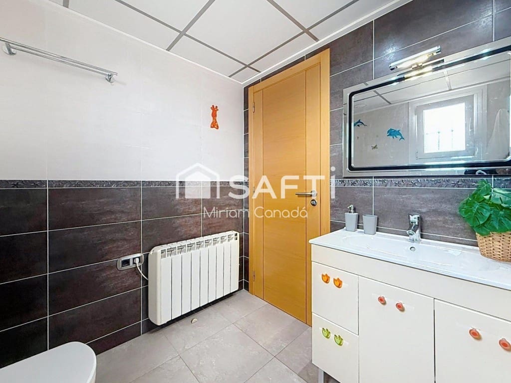 4 camera da letto Villa in vendita in Castello de la Plana con piscina garage - 550.000 € (Rif: 9485224)