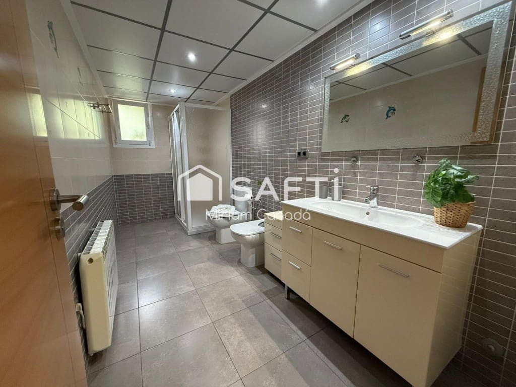 4 camera da letto Villa in vendita in Castello de la Plana con piscina garage - 550.000 € (Rif: 9485224)