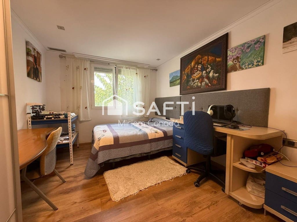 4 camera da letto Villa in vendita in Castello de la Plana con piscina garage - 550.000 € (Rif: 9485224)