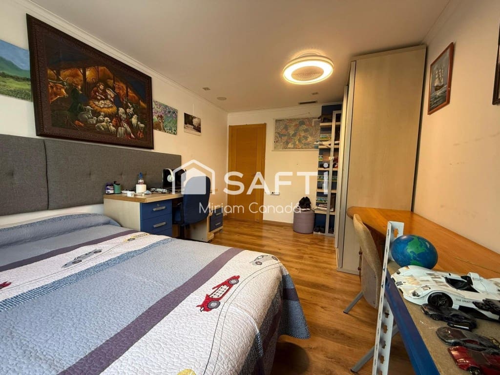 4 camera da letto Villa in vendita in Castello de la Plana con piscina garage - 550.000 € (Rif: 9485224)