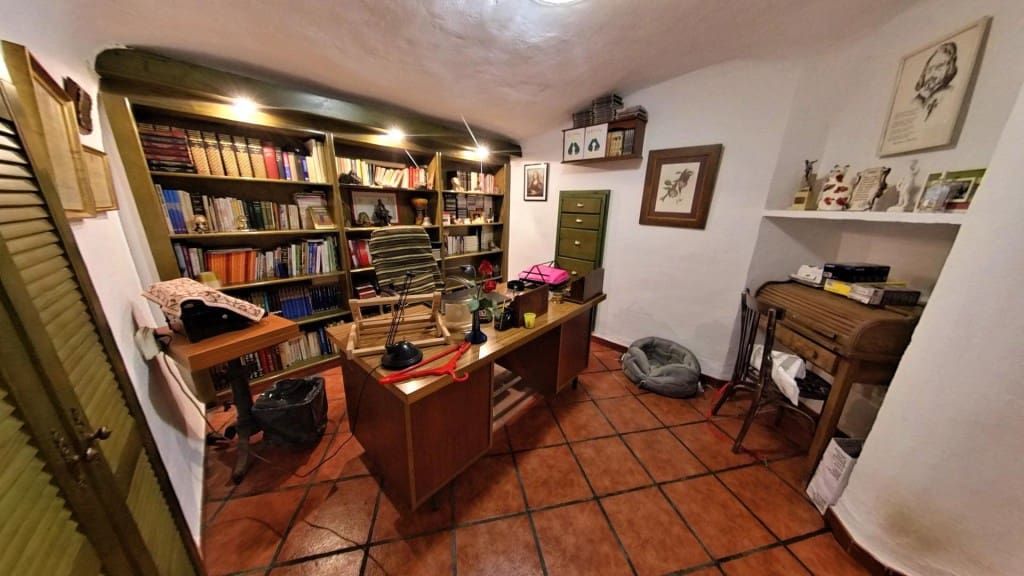 4 soveværelse Finca/Landehus til salg i Elda - € 259.500 (Ref: 9488260)