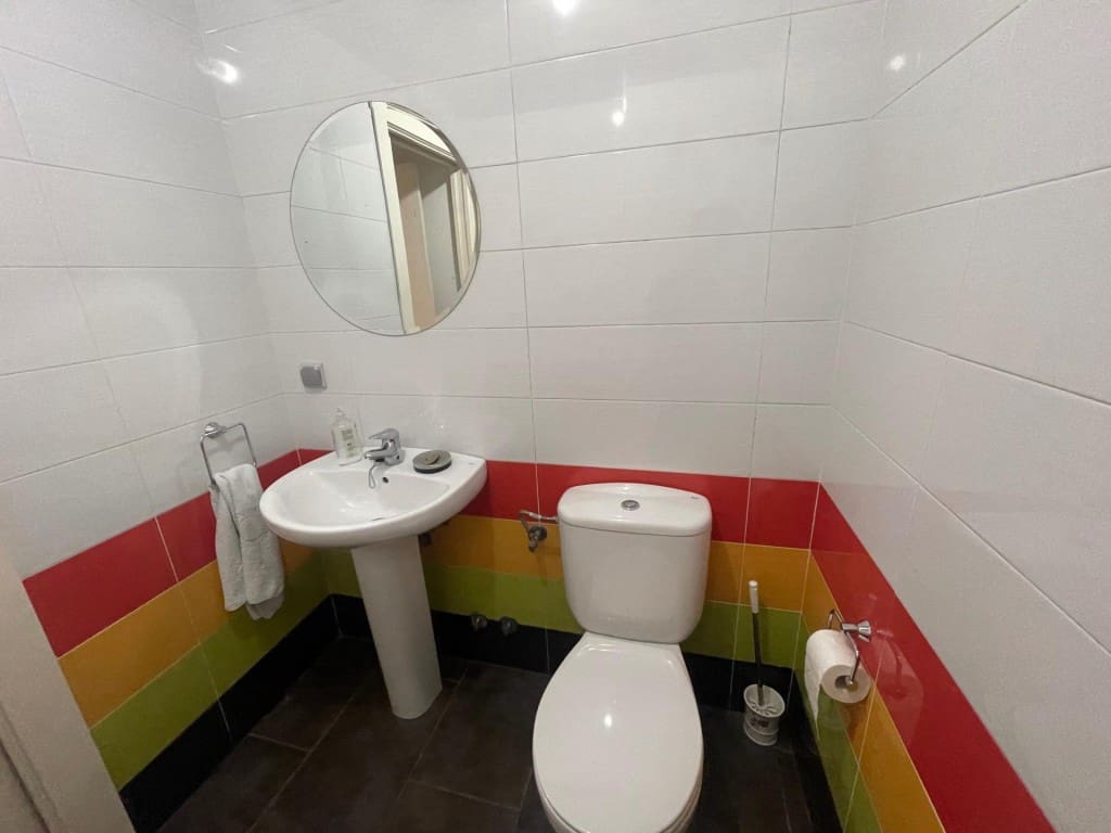 Commerciale da affittare in Ponferrada - 1.000 € (Rif: 9488263)