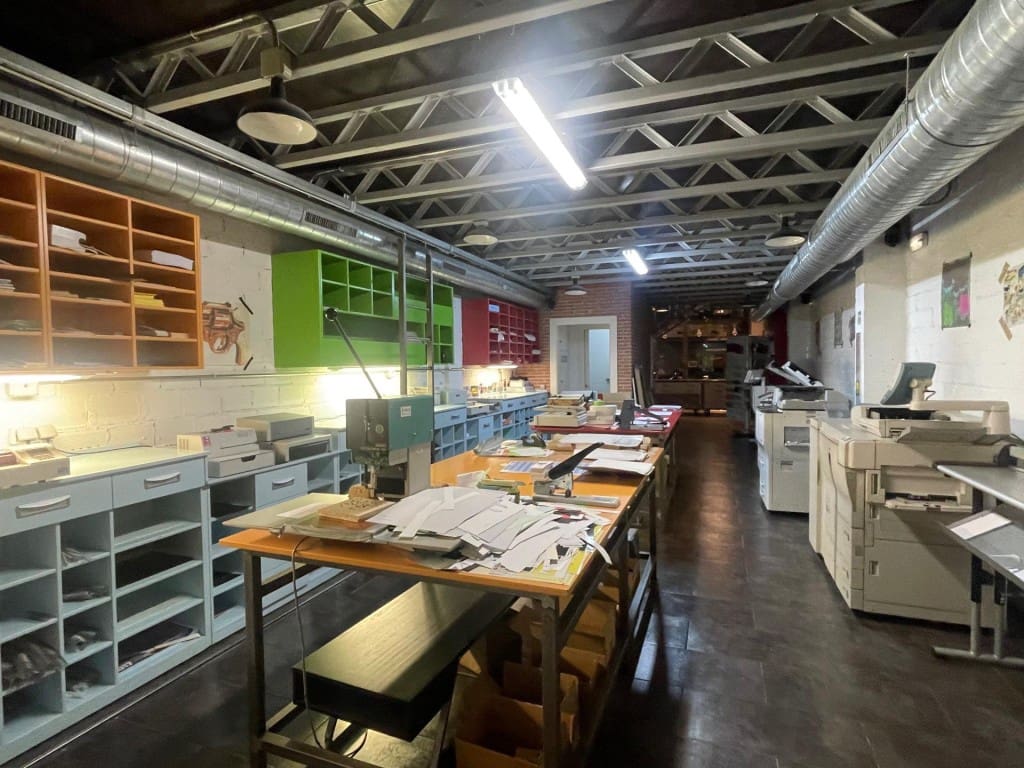 Commerciale da affittare in Ponferrada - 1.000 € (Rif: 9488263)