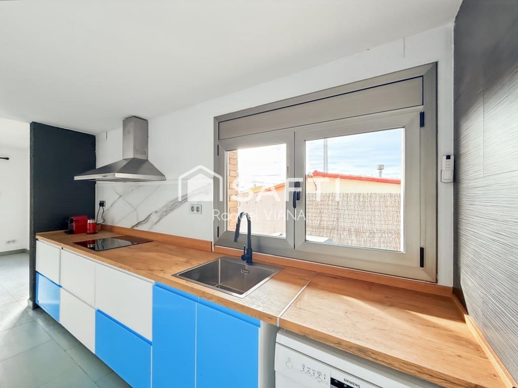 3 camera da letto Villa in vendita in Esparreguera con garage - 380.000 € (Rif: 9488265)