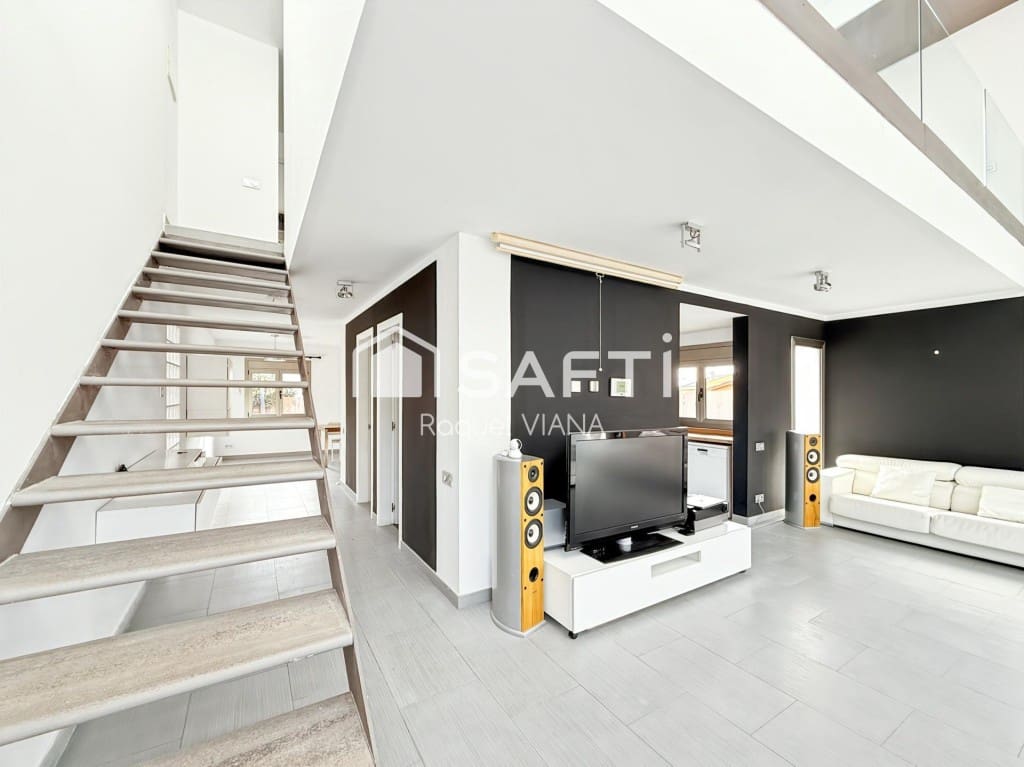 3 camera da letto Villa in vendita in Esparreguera con garage - 380.000 € (Rif: 9488265)