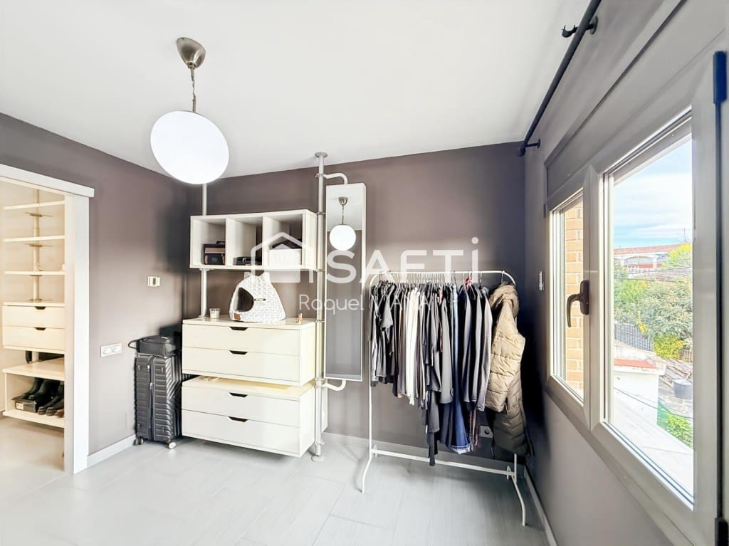 3 camera da letto Villa in vendita in Esparreguera con garage - 380.000 € (Rif: 9488265)