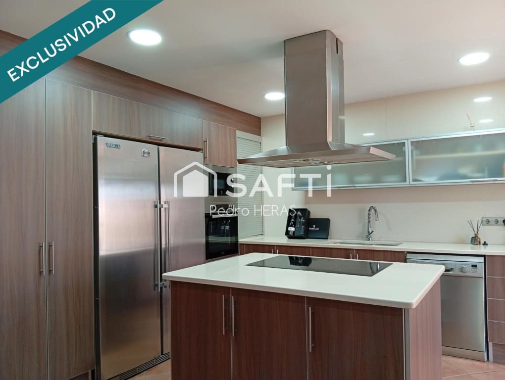 3 Zimmer Villa zu verkaufen in Sils mit Pool Garage - 468.500 € (Ref: 9494399)