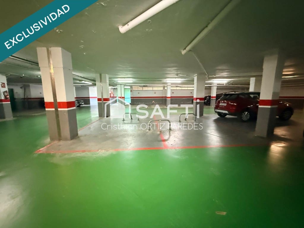 Garaje en Lloret de Mar en venta - 23.000 € (Ref: 9494400)