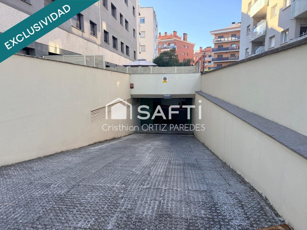 Garaje en Lloret de Mar en venta - 23.000 € (Ref: 9494400)