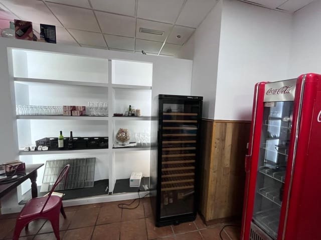Commercial for sale in Vila-real - € 38,000 (Ref: 9494401)