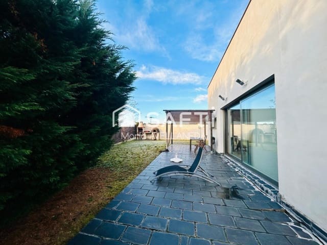 5 Zimmer Villa zu verkaufen in Villaquilambre mit Garage - 515.000 € (Ref: 9494402)