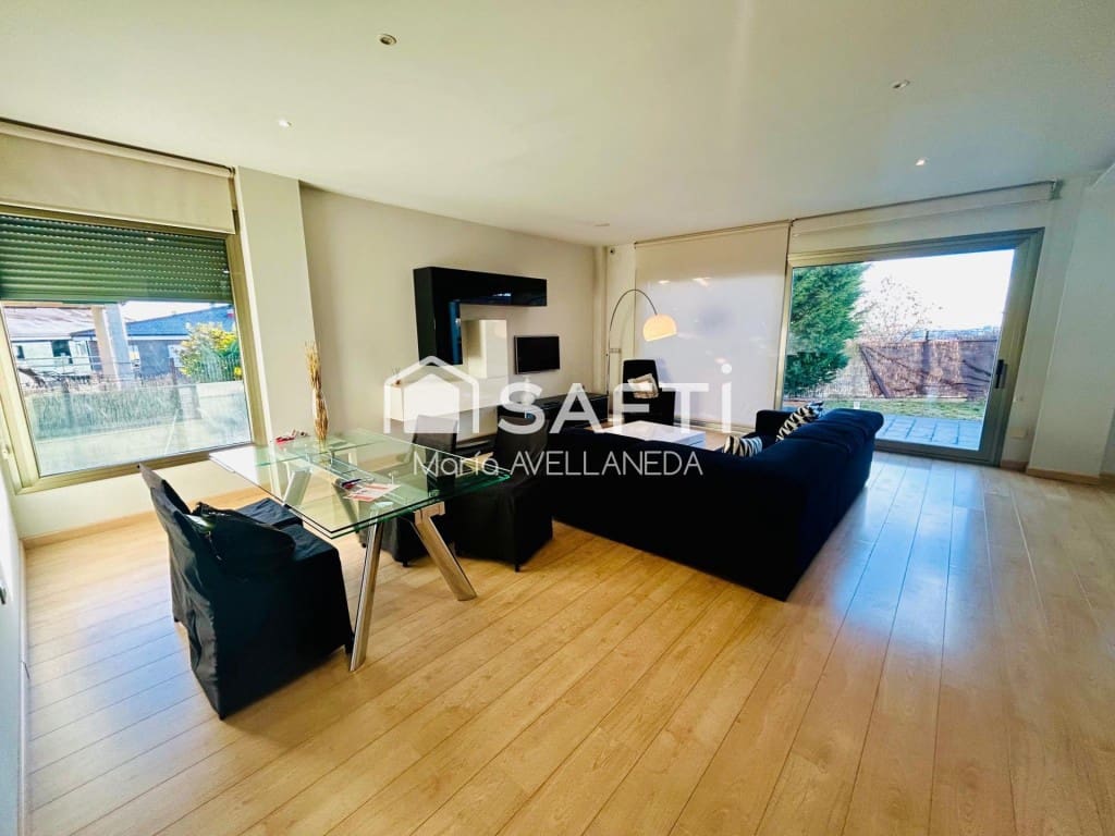 5 Zimmer Villa zu verkaufen in Villaquilambre mit Garage - 515.000 € (Ref: 9494402)