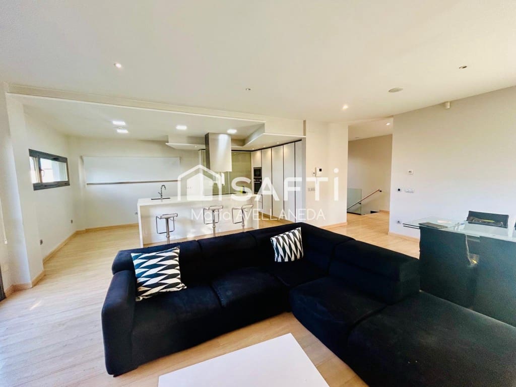 5 Zimmer Villa zu verkaufen in Villaquilambre mit Garage - 515.000 € (Ref: 9494402)