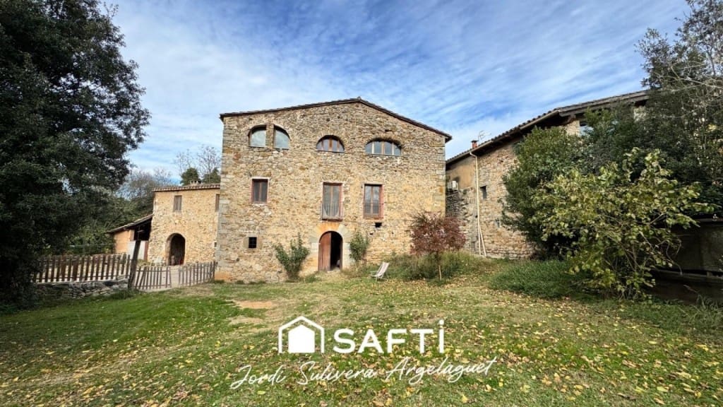 11 soveværelse Finca/Landehus til salg i Argelaguer - € 890.000 (Ref: 9494403)