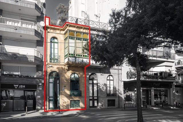 5 soverom Rekkehus til salgs i Blanes - € 650 000 (Ref: 9494407)