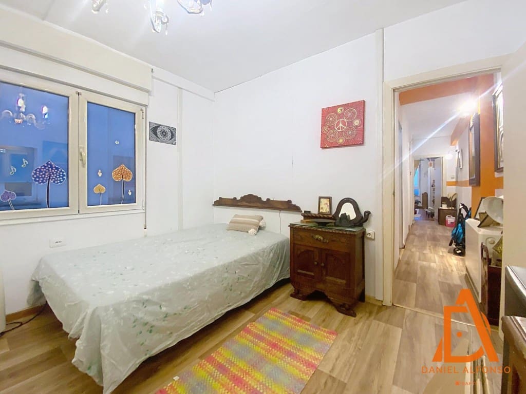 3 bedroom Apartment for sale in Gijon - € 274,000 (Ref: 9497242)