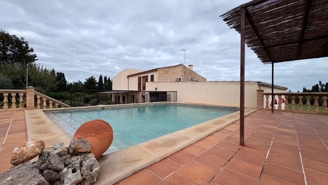 5 sovrum Finca/Hus på landet att hyra i Muro - 3 000 € (Ref: 9497244)