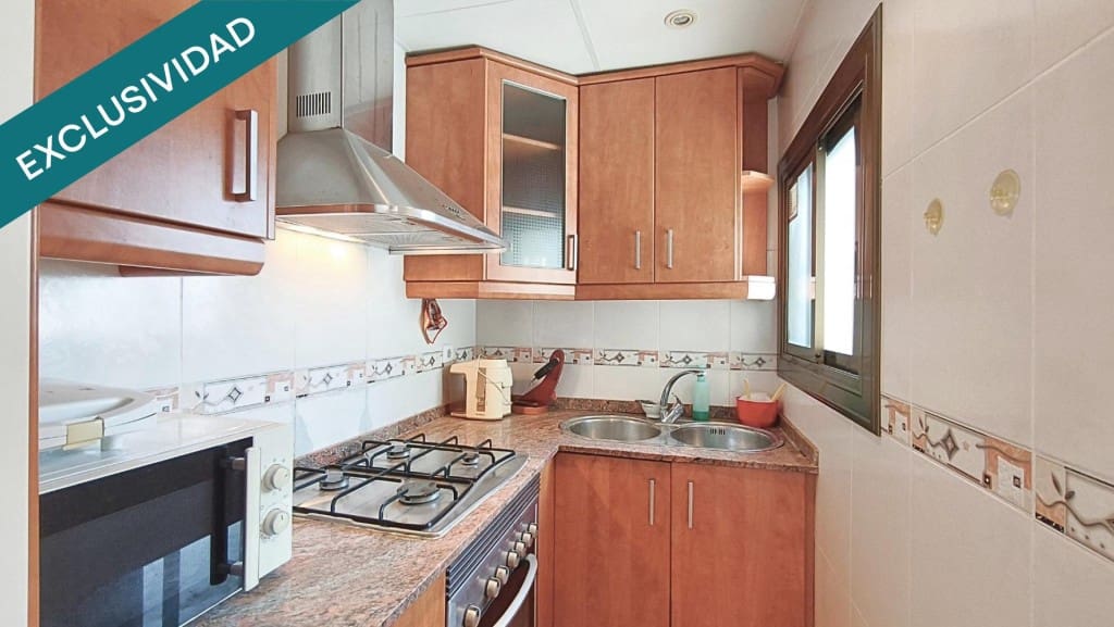 5 sovrum Villa till salu i Molins de Rei - 330 000 € (Ref: 9497245)