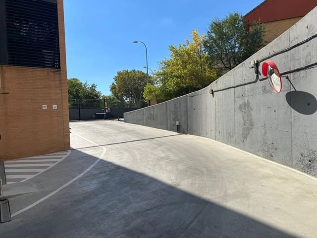 Garage for sale in Collado Villalba - € 7,900 (Ref: 9497257)