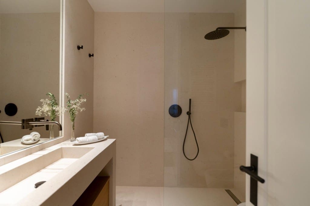 Apartamento de 4 habitaciones en Madrid ciudad en venta - 1.590.000 € (Ref: 9497259)