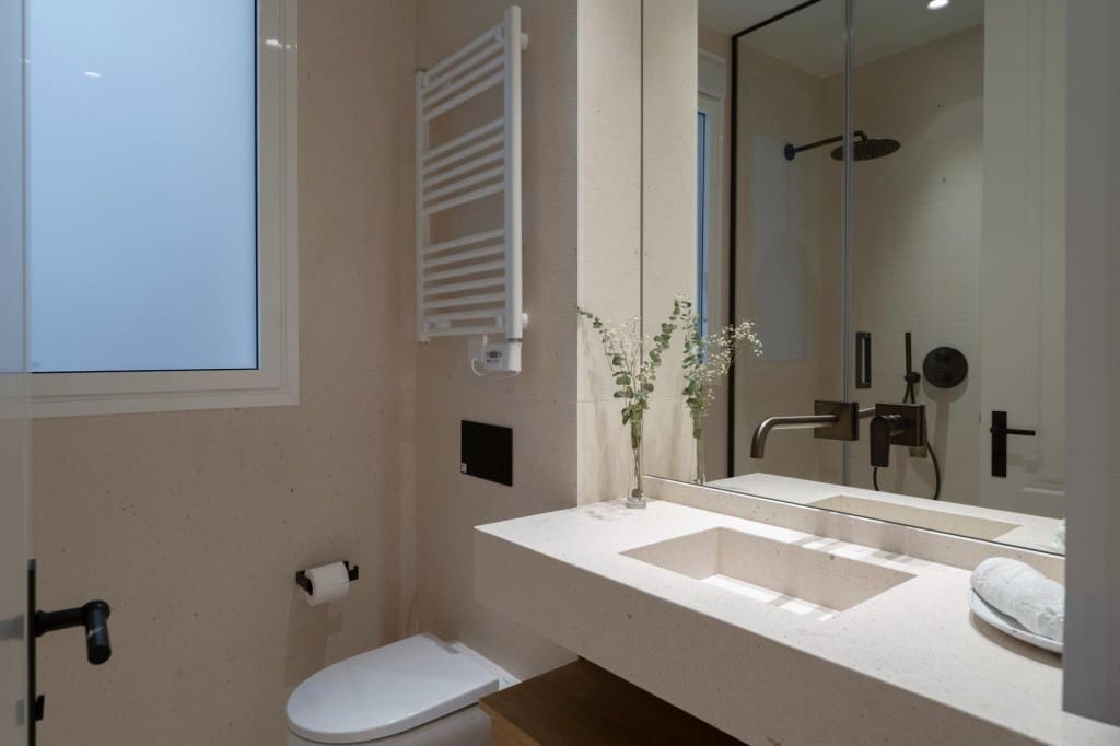 Apartamento de 4 habitaciones en Madrid ciudad en venta - 1.590.000 € (Ref: 9497259)