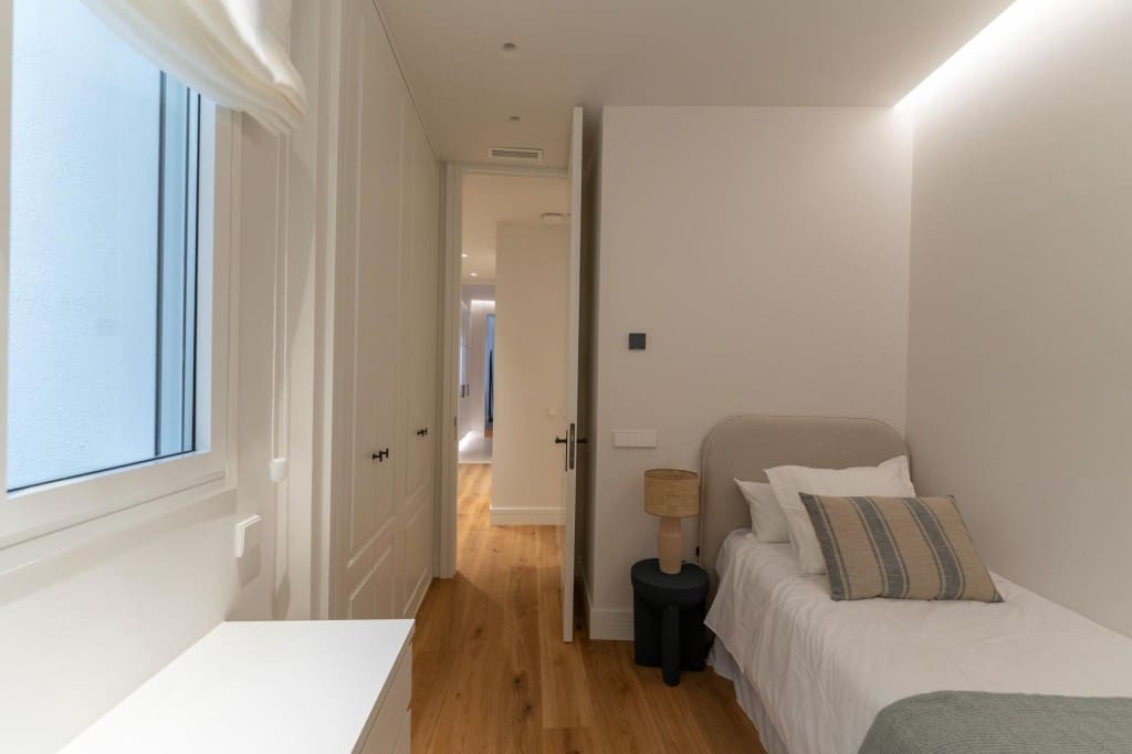 Apartamento de 4 habitaciones en Madrid ciudad en venta - 1.590.000 € (Ref: 9497259)