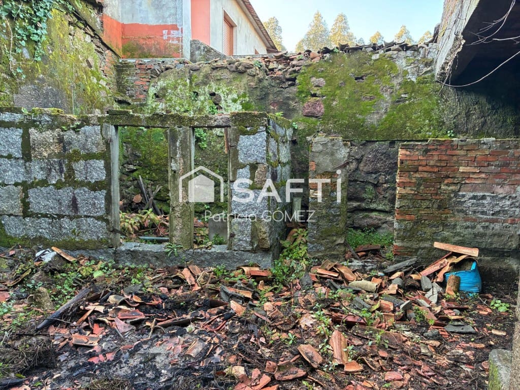 Finca/Casa Rural de 3 habitaciones en Vilanova de Arousa en venta - 400.000 € (Ref: 9497261)