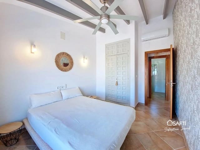 5 camera da letto Villa in vendita in Pego con piscina - 895.000 € (Rif: 9502137)