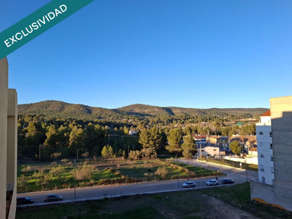 5 soverom Leilighet til salgs i L'Olleria - € 140 000 (Ref: 9502138)