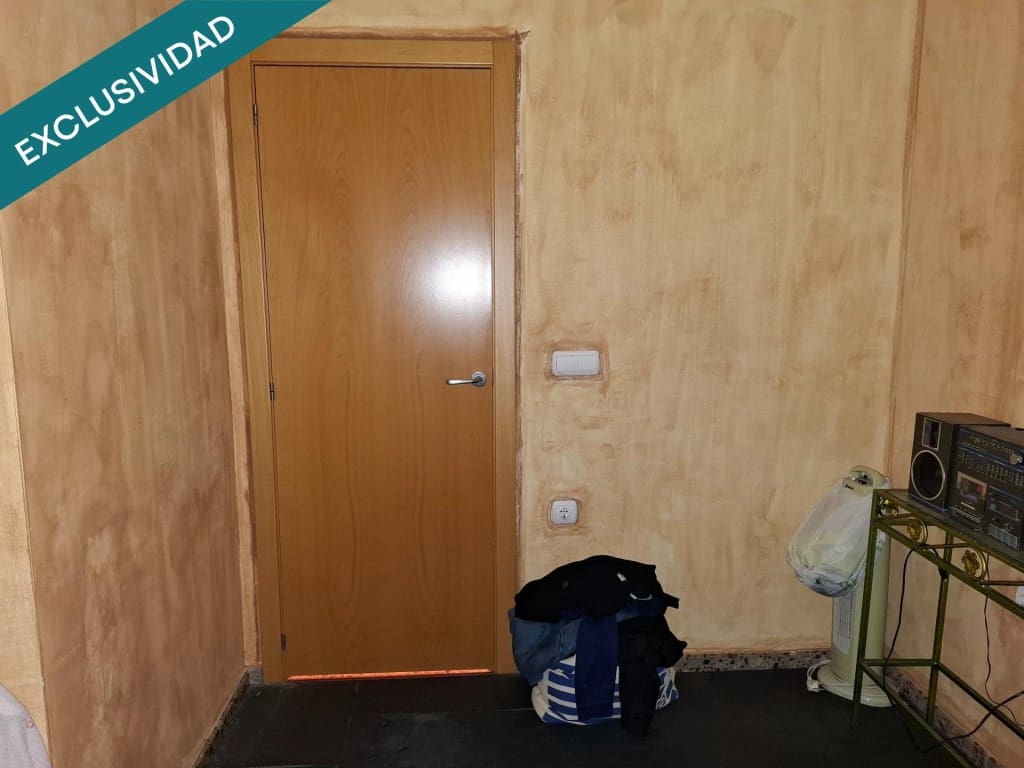 5 soverom Leilighet til salgs i L'Olleria - € 140 000 (Ref: 9502138)