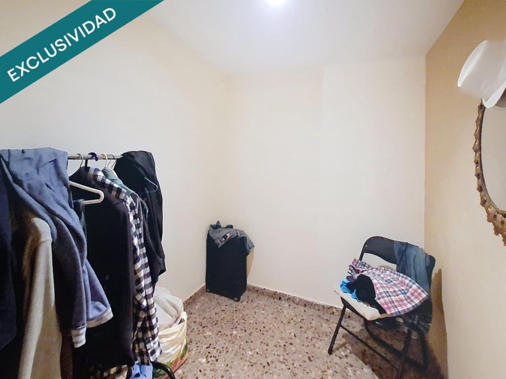 5 soverom Leilighet til salgs i L'Olleria - € 140 000 (Ref: 9502138)