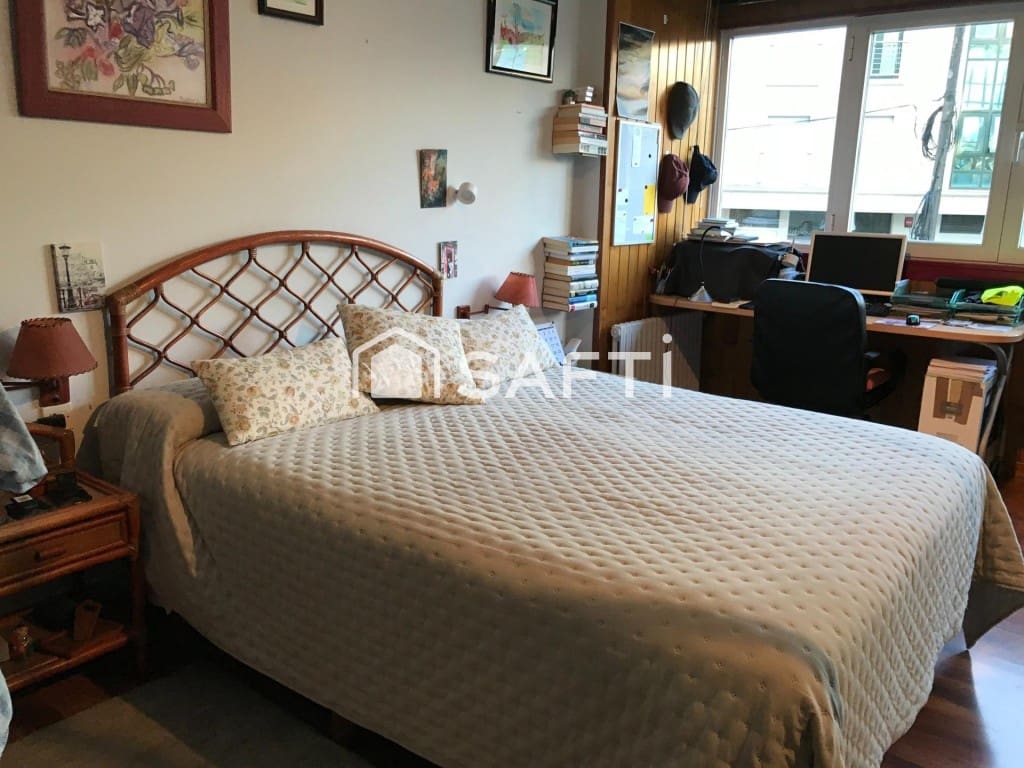 5 sovrum Radhus till salu i Santiago de Compostela - 555 000 € (Ref: 9502142)