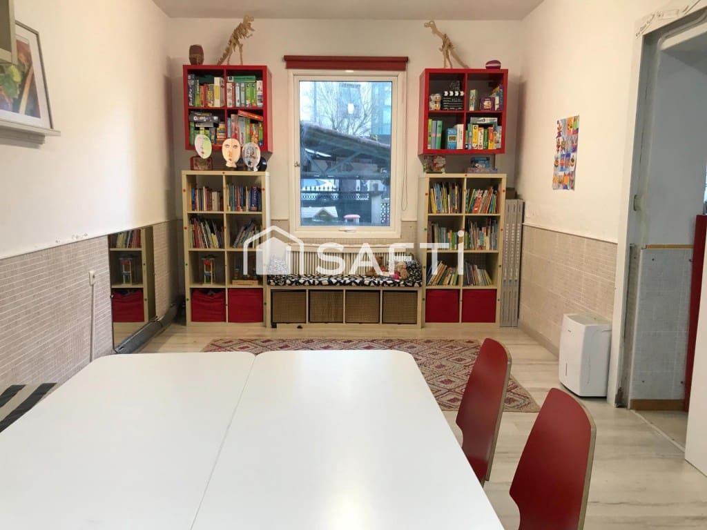 5 sovrum Radhus till salu i Santiago de Compostela - 555 000 € (Ref: 9502142)