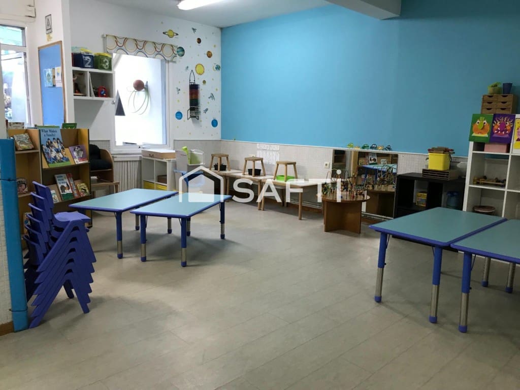 5 sovrum Radhus till salu i Santiago de Compostela - 555 000 € (Ref: 9502142)