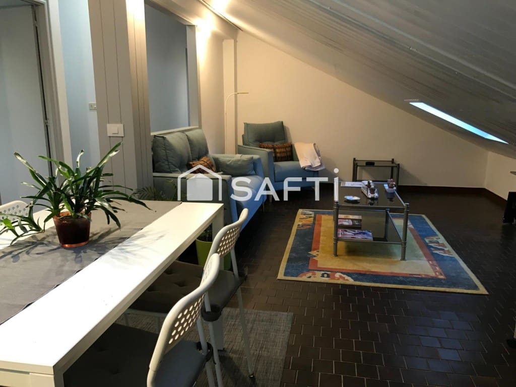 5 sovrum Radhus till salu i Santiago de Compostela - 555 000 € (Ref: 9502142)