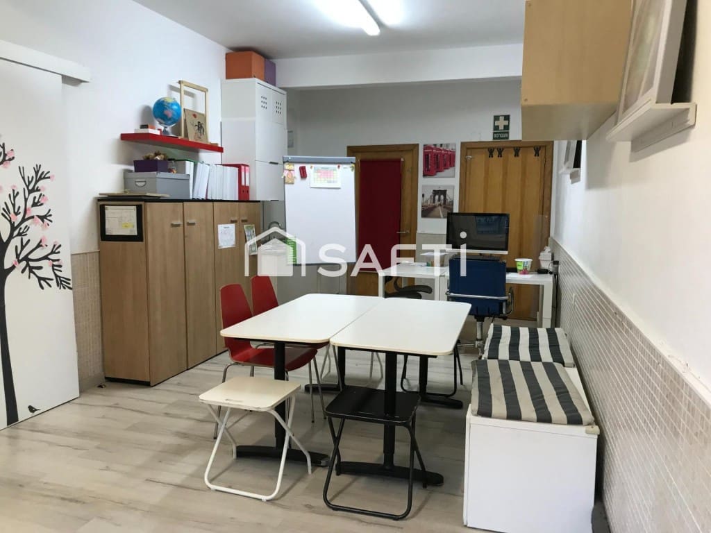 5 sovrum Radhus till salu i Santiago de Compostela - 555 000 € (Ref: 9502142)