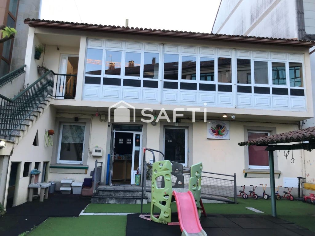 5 sovrum Radhus till salu i Santiago de Compostela - 555 000 € (Ref: 9502142)