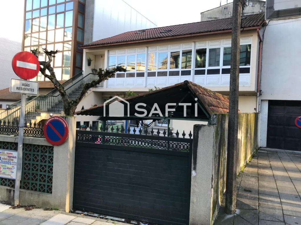 5 sovrum Radhus till salu i Santiago de Compostela - 555 000 € (Ref: 9502142)