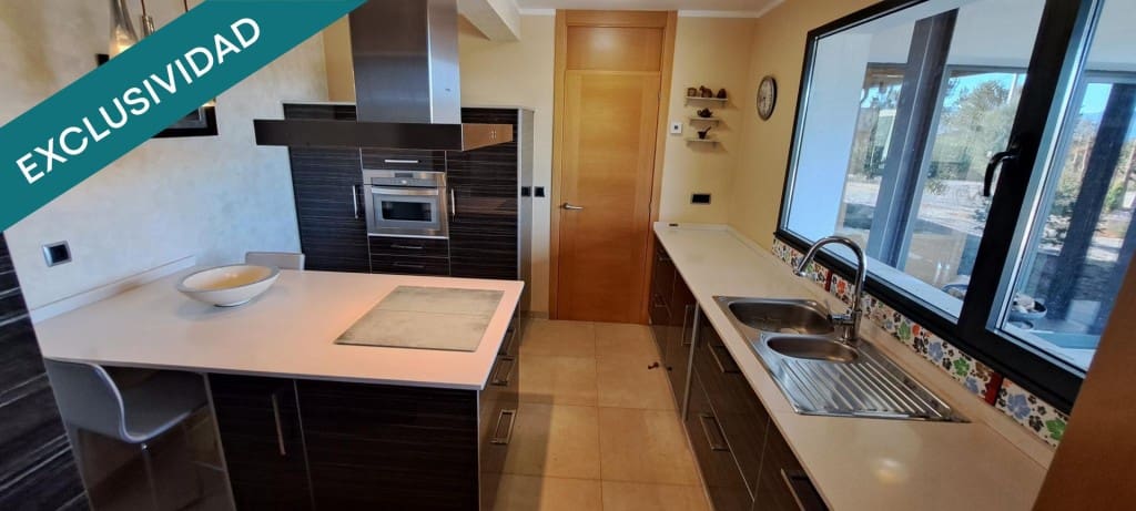 3 soveværelse Villa til salg i Cacabelos - € 530.000 (Ref: 9502143)