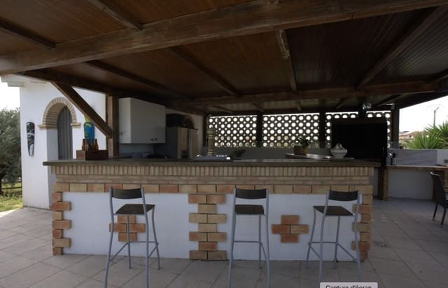 4 soveværelse Finca/Landehus til salg i Manzanilla med swimmingpool garage - € 395.000 (Ref: 9502145)