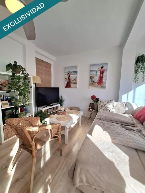 3 bedroom Apartment for sale in Castello de la Plana - € 139,000 (Ref: 9502152)