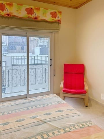 4 slaapkamer Rijtjeshuis te koop in Riudoms - € 270.000 (Ref: 9502153)