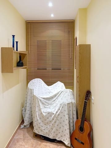 4 slaapkamer Rijtjeshuis te koop in Riudoms - € 270.000 (Ref: 9502153)