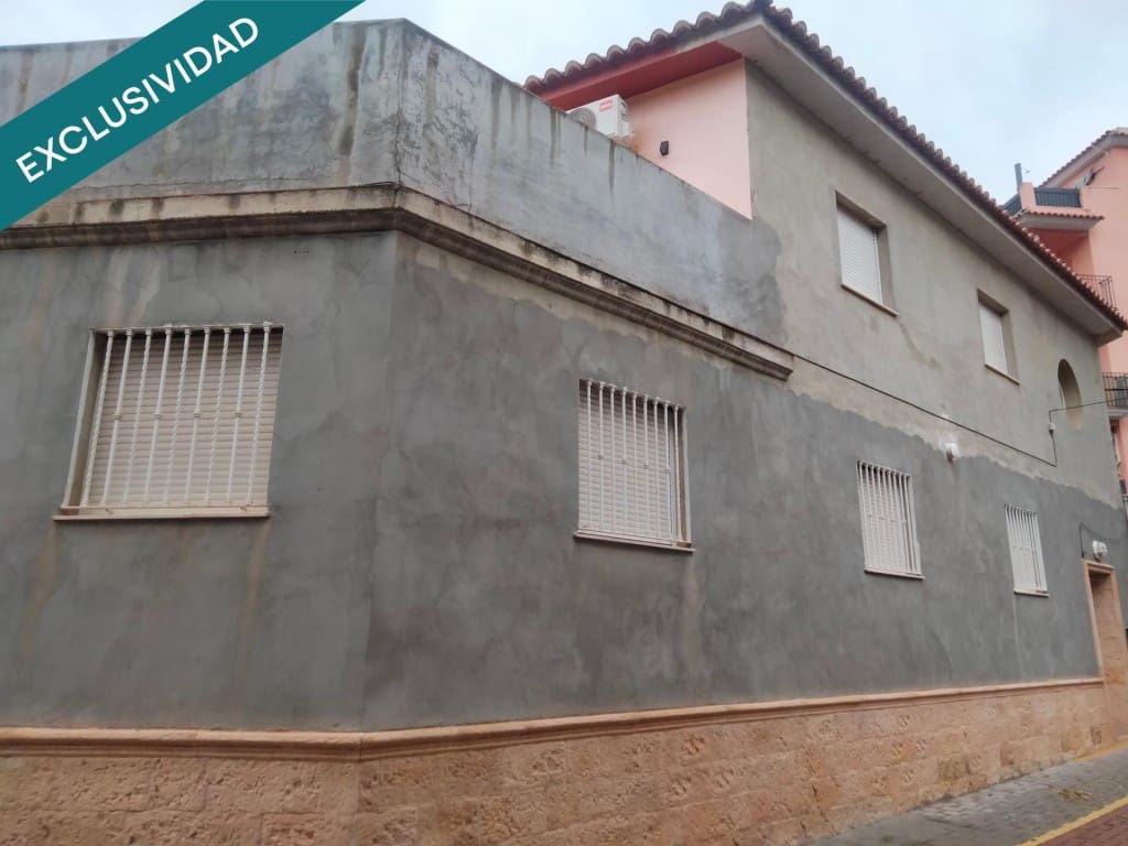 4 bedroom Villa for sale in Gatova with garage - € 199,000 (Ref: 9502154)