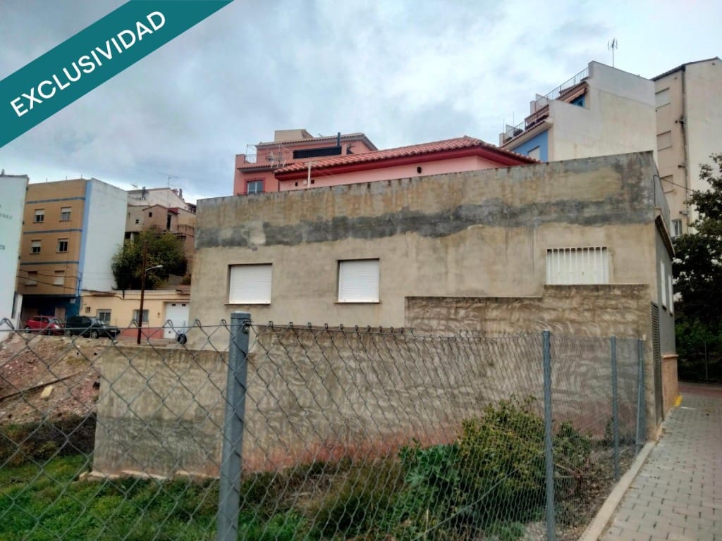 4 bedroom Villa for sale in Gatova with garage - € 199,000 (Ref: 9502154)