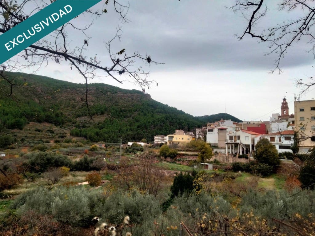 4 bedroom Villa for sale in Gatova with garage - € 199,000 (Ref: 9502154)