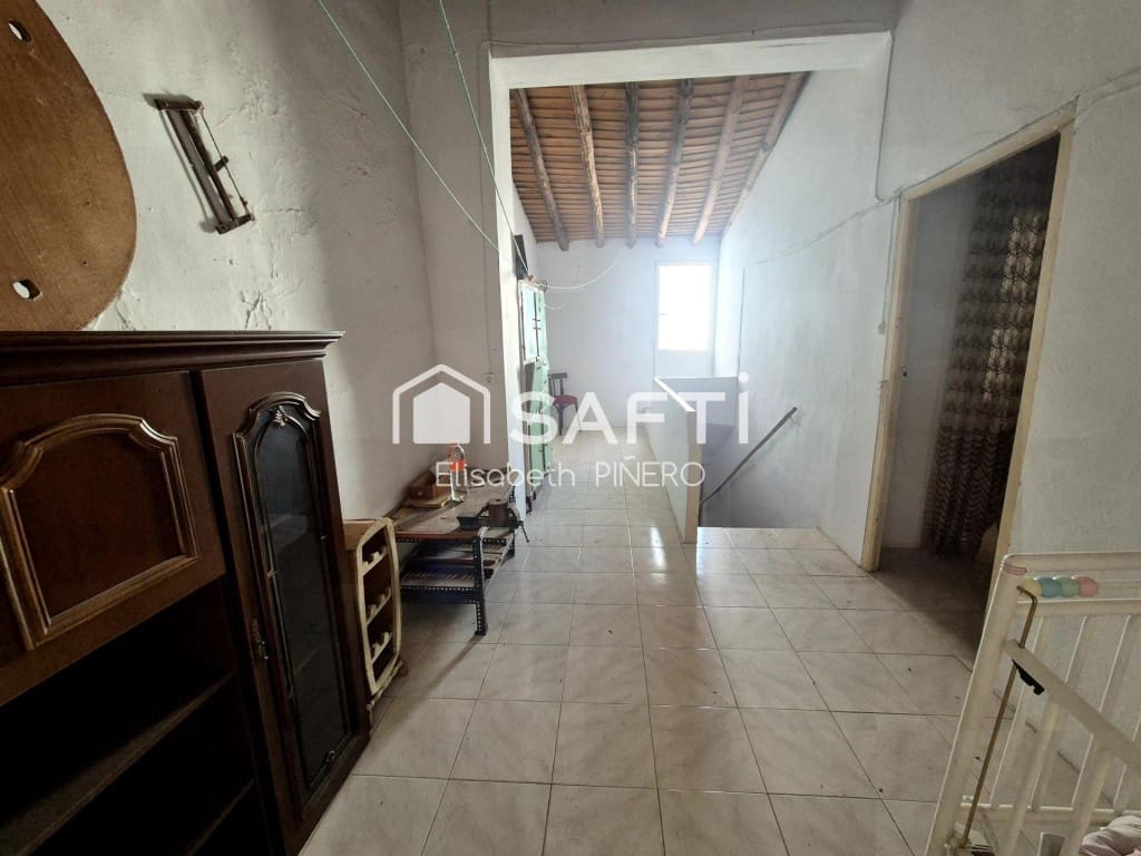 5 quarto Moradia em Banda para venda em Montijo - 59 500 € (Ref: 9504031)
